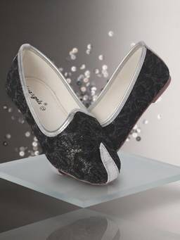 BOYZ N GALZ - Boys Black And Silver Shimmer Festive Slip-On Mojari