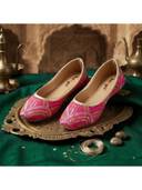 Pink color option, Currently selected