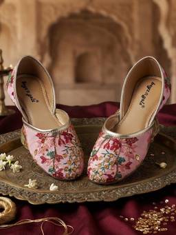 BOYZ N GALZ - Girls Pink Floral Embroidered Ethnic Jutti