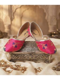 BOYZ N GALZ - Girls Deep Pink Floral Embroidered Ethnic Jutti
