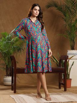 MomToBe - Abstract Swirl Print Maternity Dress