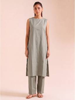 Gahan - Solid Cotton Slub Kurta and Pant - Grey