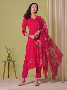 Gahan - Womens Pink Rayon Blend Straight Floral Print Kurta with Pant & Dupatta (Set of 3)