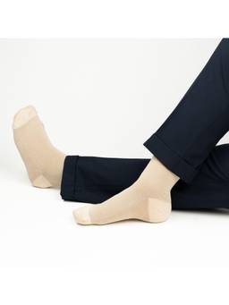 Theater - Men Cream Pinstripe Socks