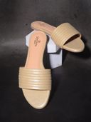 Peach color option