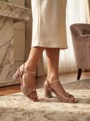 Rose Gold color option, Currently selected