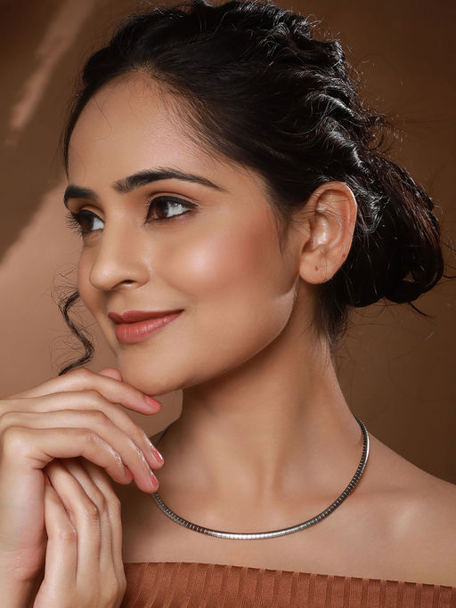 Saraf RS Jewellery Anti-Tarnish Silver Plated Minimal Snake Collar Necklace and Chain