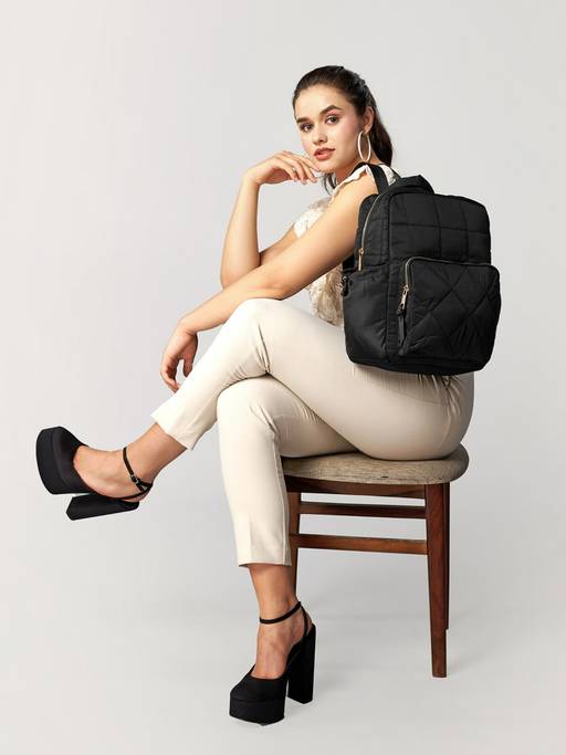 patagonia gear bags Black Hole Duffel 55L Birch White Color:Speed Monkey it protects your gear Command Utility Hooks - badge: NEW