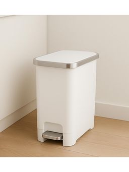 OBSESSIONS - Plastic Step Bin 10L with Pedal - White