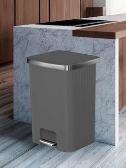 OBSESSIONS - Plastic Step Bin 70L with Pedal - Grey