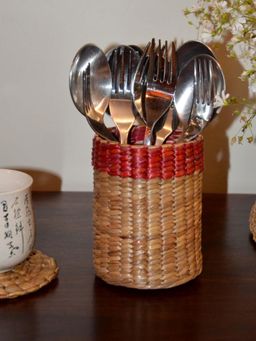DHARINI - Water Hyacinth Pen & Cutlery Holder - Red Natural