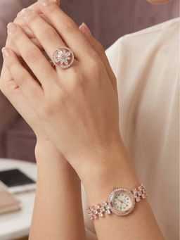 NUI - White Rose Gold Plated Jewellery Set