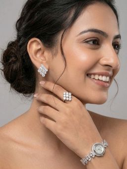 NUI - White Silver Plated Jewellery Set