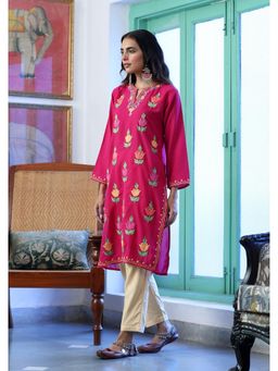 House of Chikankari - Crafts Aari Embroidered Cotton Womens Long Kurta - Pink
