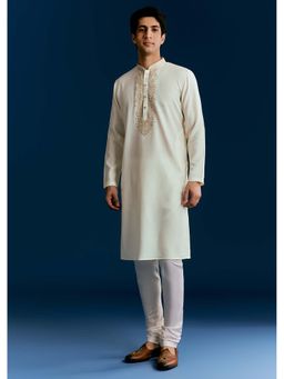 KALKI FASHION - Off White Silk Kurta & Pyjama With Thread Embroidery