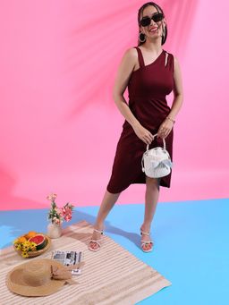 PINACOLADA - Women Solid Maroon Asymmetrical Dress