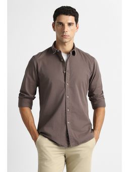 Van Heusen - Men Brown Solid Full Sleeves Casual Shirt