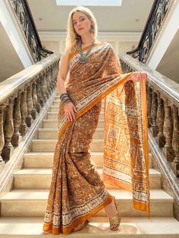 Hella Fashions - Mustard Crepe Silk Printed Saree with Unstitched Blouse