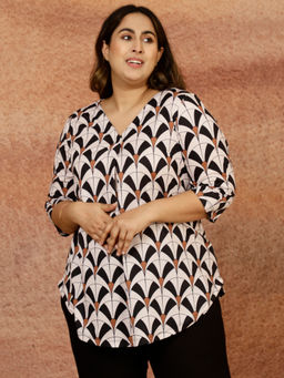 Amydus - Plus Size White and Black Geometric Print Top