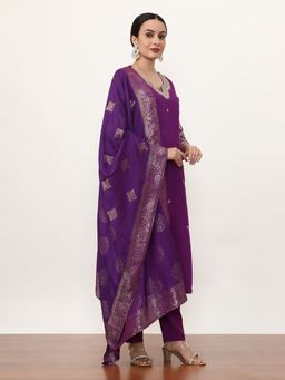Jaipur Kurti - Purple Embroidered Kurta, Pant with Dupatta (Set of 3)