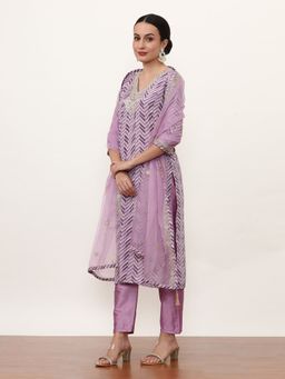 Jaipur Kurti - Lavender Embroidered Kurta, Pant with Dupatta (Set of 3)