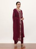 Maroon color option, Sold out, Currently selected