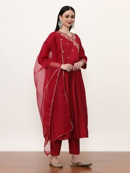 Jaipur Kurti - Red Embroidered Kurta, Pant with Dupatta (Set of 3)