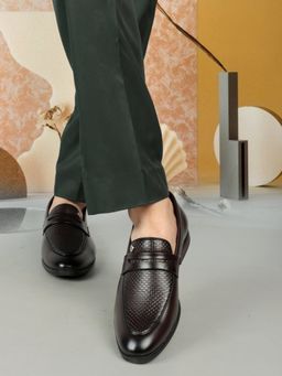 Carlton London - Brown Slip On Round Toe Men Loafers
