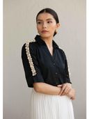 Black color option, Currently selected