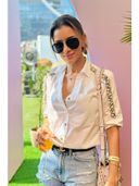 White color option, Currently selected