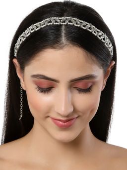 Karatcart - Parrot Shape Kundan and Pearl Studded Oxidised Silver Hairband for Women