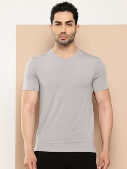 Alcis - Men Grey Solid Slim Fit Sports T-Shirt