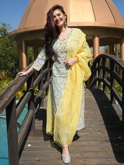 Gahan - Womens Floral Printed Kurta and Pant with Dupatta