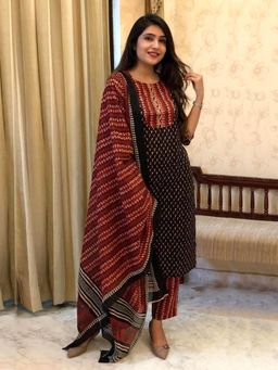 Gahan - Womens Black Printed Kurta and Pant with Dupatta