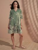 Green color option, Sold out, Currently selected