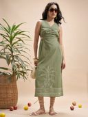 Green color option, Sold out, Currently selected