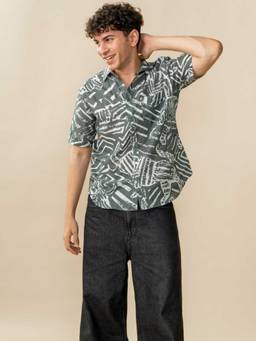 Freedom Tree - Men Hidden Bull Resort Grey Shadows Printed Regular Fit Cotton Casual Shirt