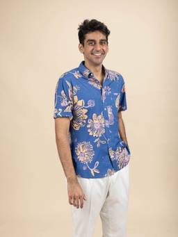 Freedom Tree - Men Vidari Resort Electric Blue Floral Printed Regular Cotton Casual Shirt