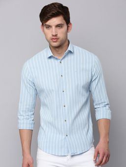 SHOWOFFFF - Mens Spread Collar Blue Self Design Shirt