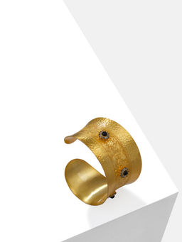 Divas Mantra - 92.5 Sterling Silver Carved Wood Bracelet with Black Onyx Stones