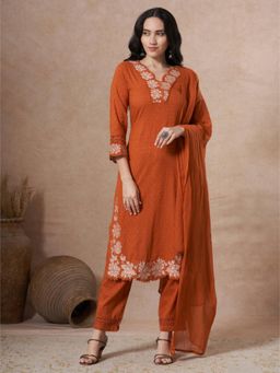 FASHOR - Floral Embroidered Straight Fit Kurta and Pant with Dupatta - Rust