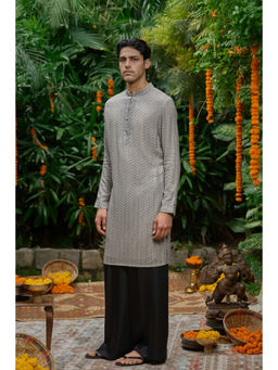 Philocaly - Roohani Set Slim Fit Embroidered Kurta With Pant
