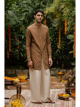 Philocaly - Deep Set Slim Fit Embroidered Kurta With Pant