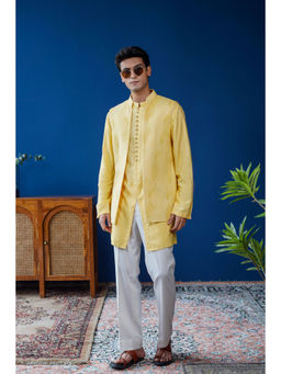 Philocaly - Chayan Set Slim Fit Embroidered Bandi And Kurta With Pant