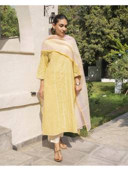 Rangsutra - Yellow Suhani A-Line Bandhej Hand Embroidery Cotton Kurta