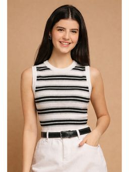 Femea - Women Off-White Sleeveless Woven Top