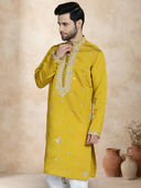 Mustard color option, Currently selected