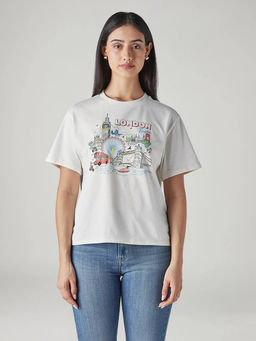 Levi's - Women White Graphic T-Shirt