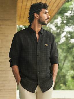 Andamen - Men European Linen Checked Regular Fit Shirt
