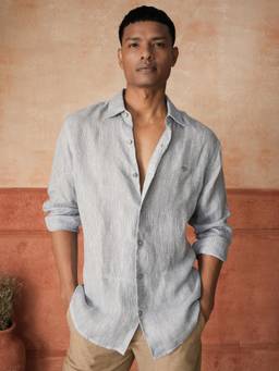 Andamen - Men European Linen Textured Slim Fit Shirt